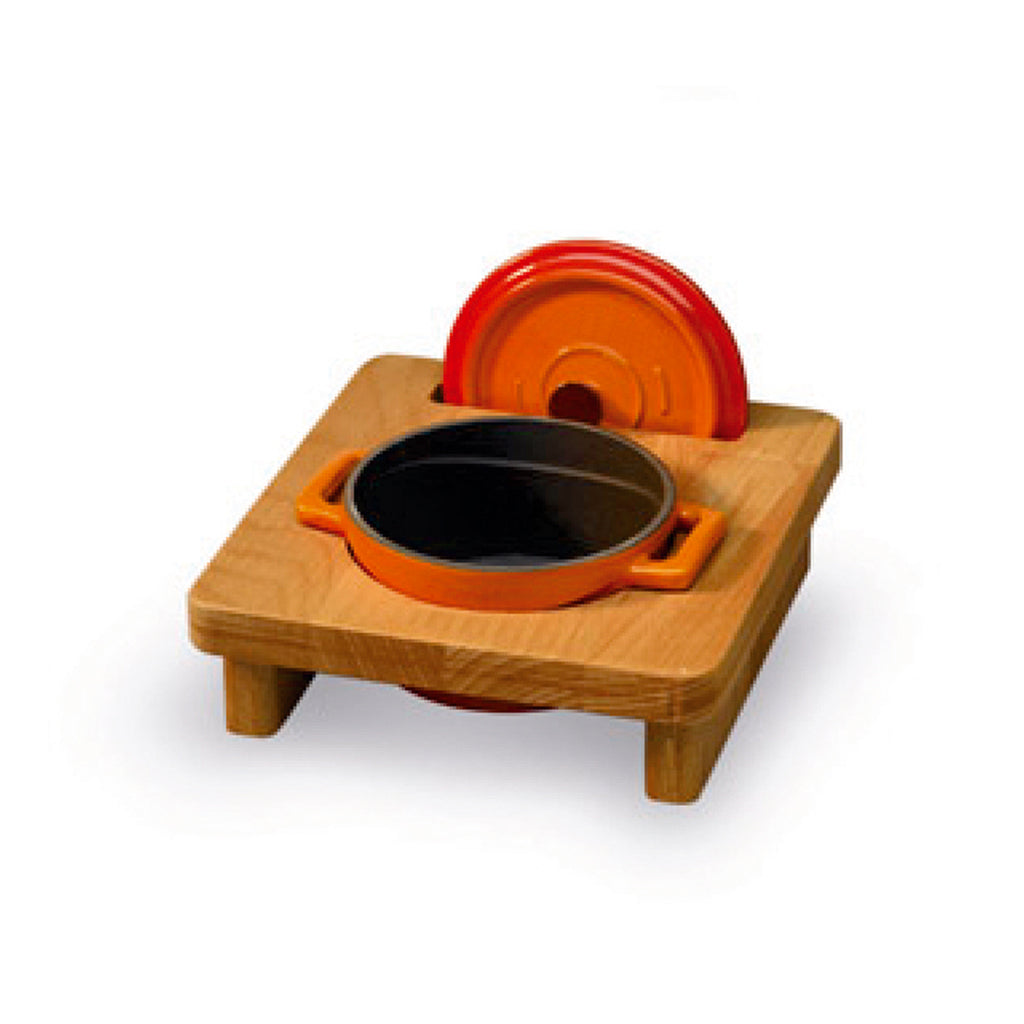 https://agnelliusashop.com/cdn/shop/products/Agnelli-Wooden-Stand-for-Mini-Round-Cocotte_-3.9-Inches_1024x.jpg?v=1623679482